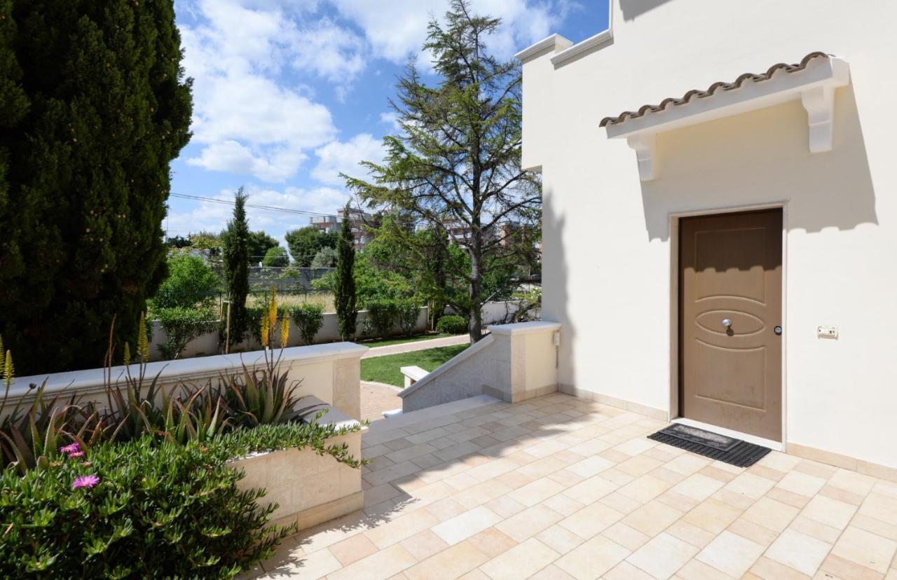 Casa Agapantus Con Piscina Da Giugno Apartamento Bari Exterior foto